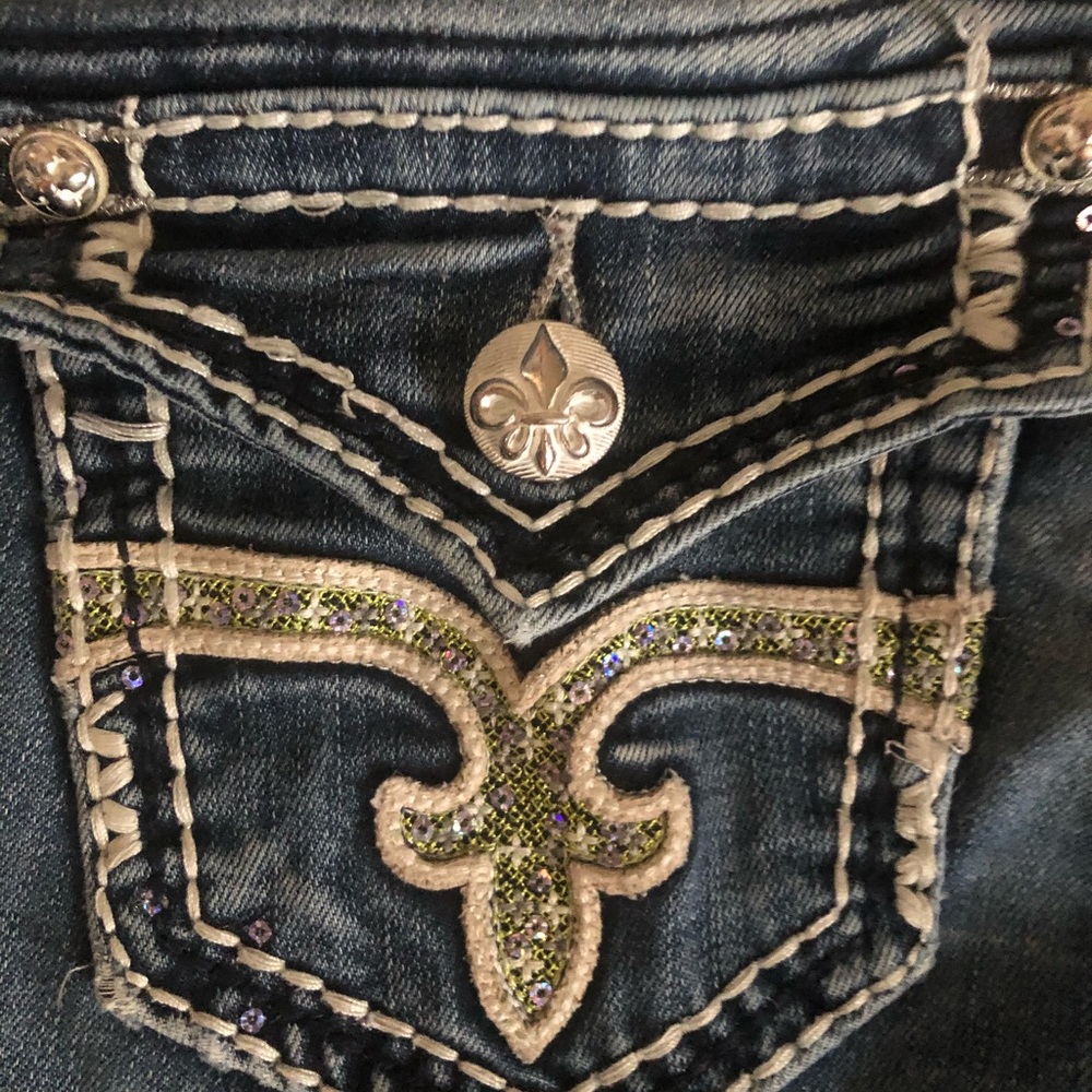 ISO Rock Revivals just like these